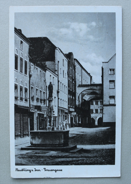 AK Neuötting a Inn / 1943 / Frauengasse / Strassenansicht / Lenzbau Möbel